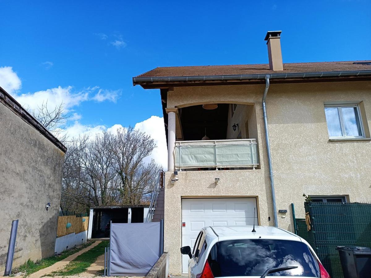 Appartement Dans Notre Maison Domessin エクステリア 写真